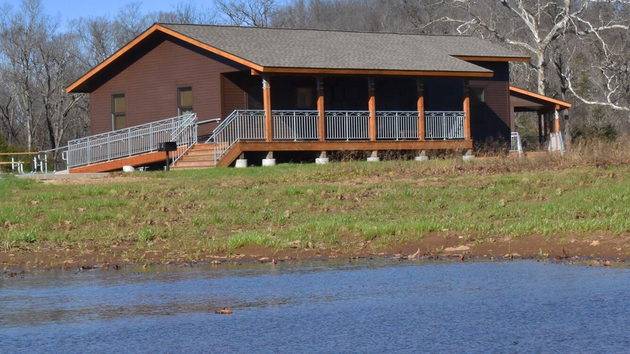 Photo of Outdoor in Black