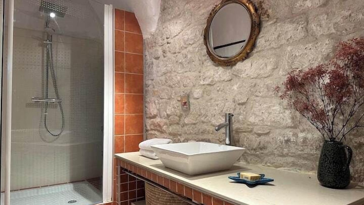 Photo of Bathroom in Vezenobres