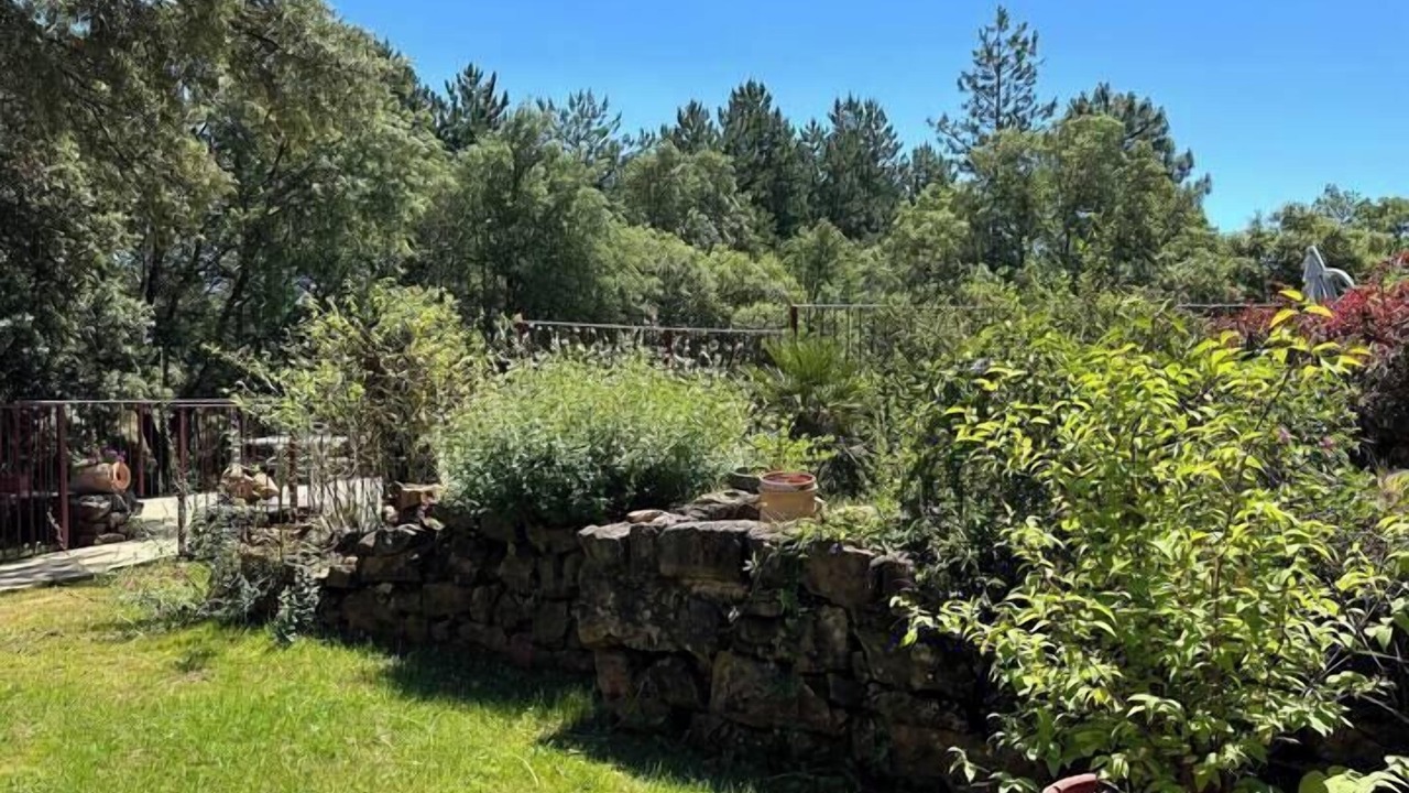 Photo of Outdoor in Corbes