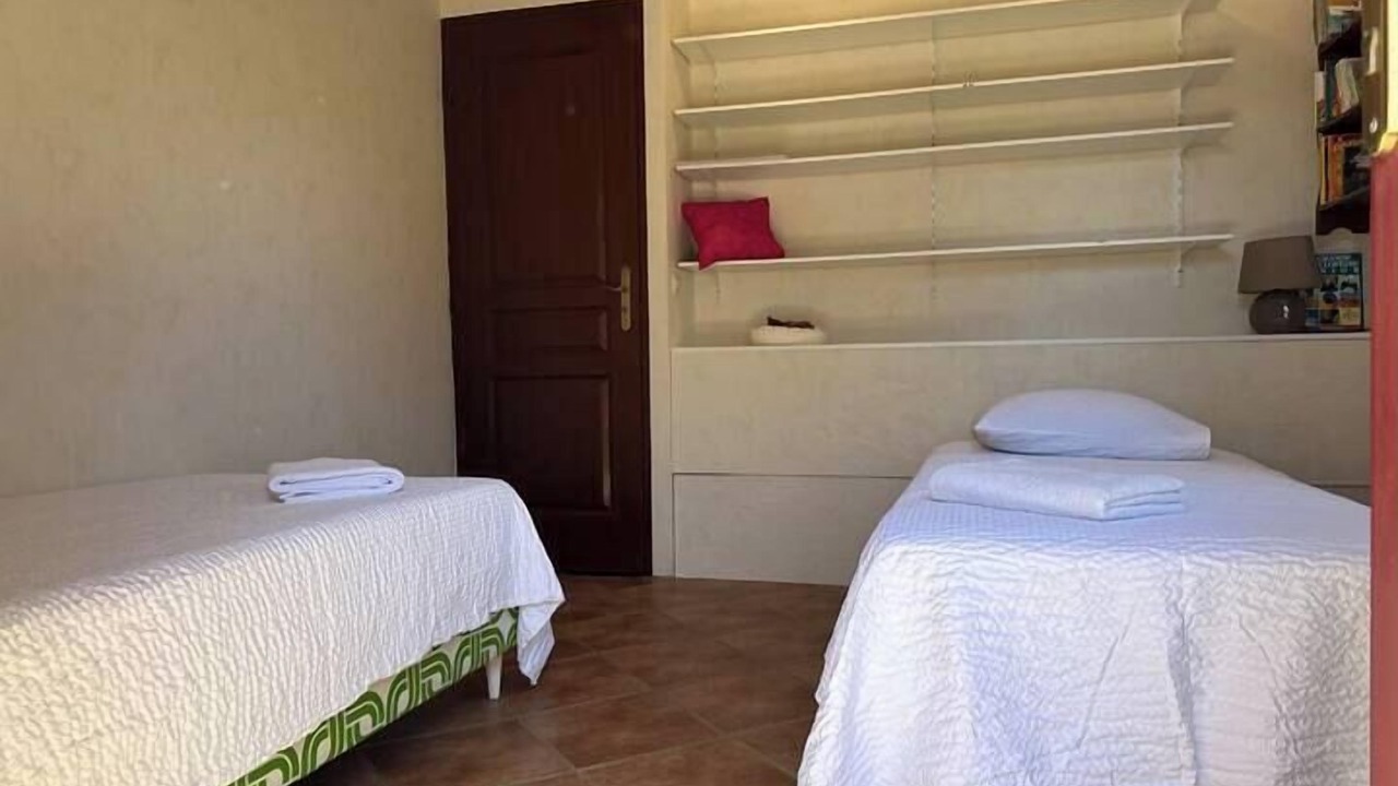 Photo of Bedroom in Corbes