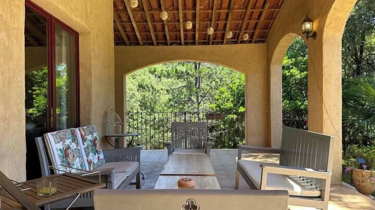 Photo of Patio Balcony in Corbes
