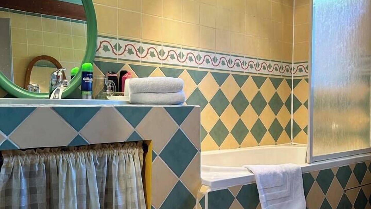 Photo of Bathroom in Corbes