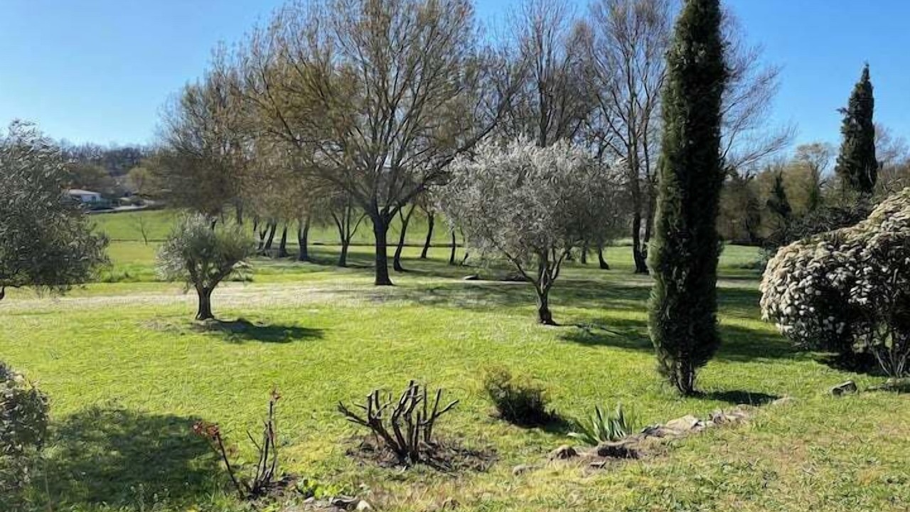 Photo of Outdoor in Saint-Hilaire-de-Brethmas