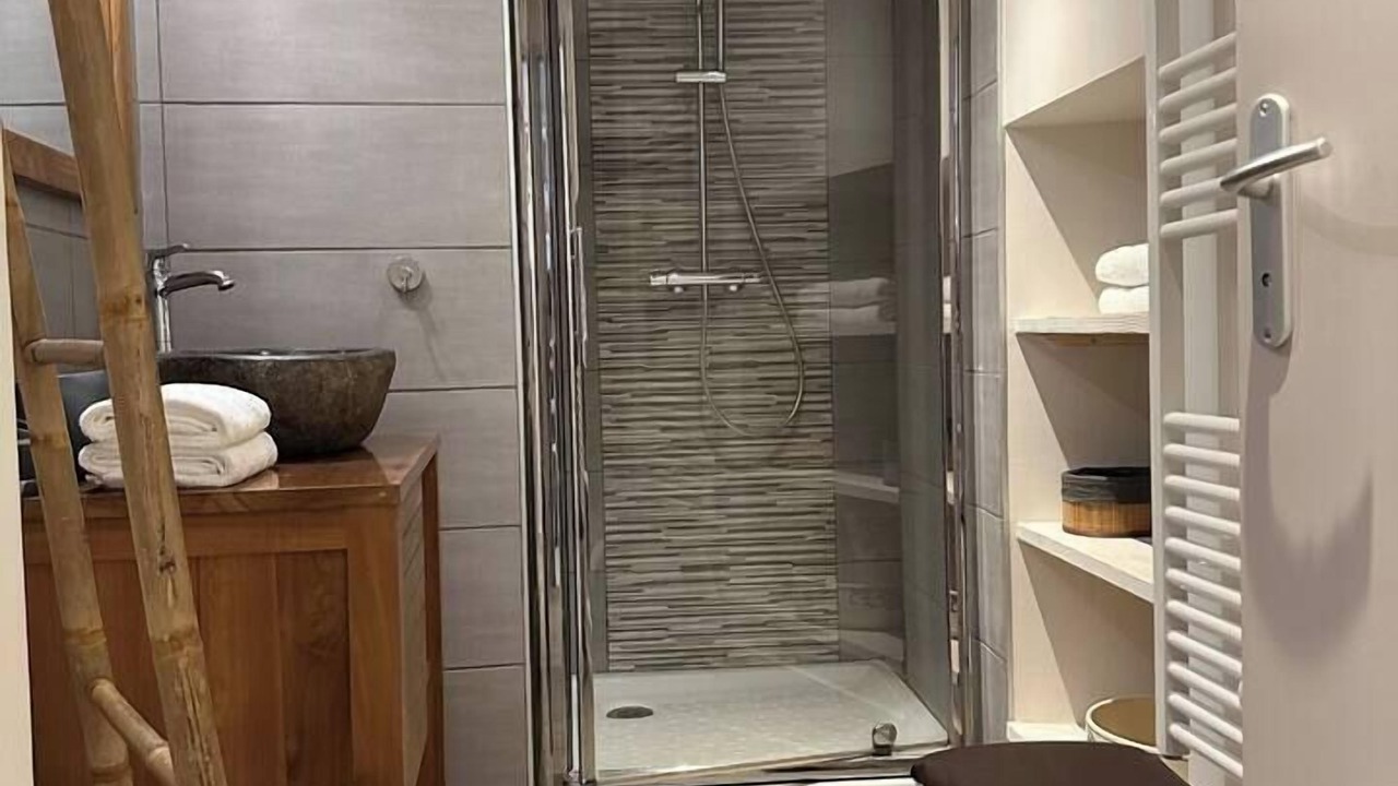 Photo of Bathroom in Anduze