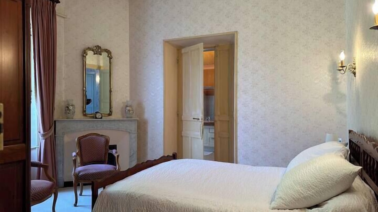 Photo of Bedroom in Saint-Hippolyte-de-Caton