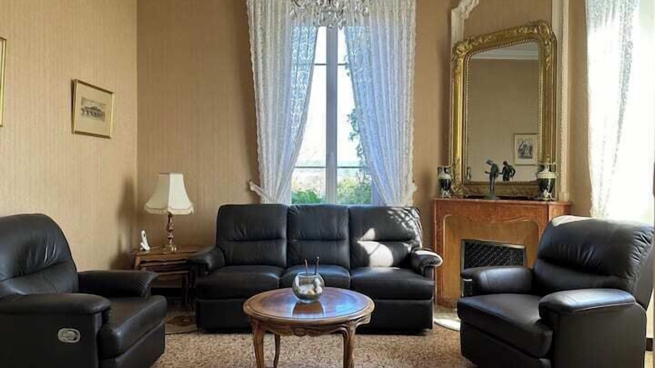 Photo of Livingroom in Saint-Hippolyte-de-Caton