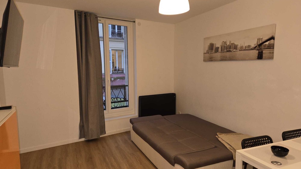 Photo of Bedroom in 19th Arrondissement
