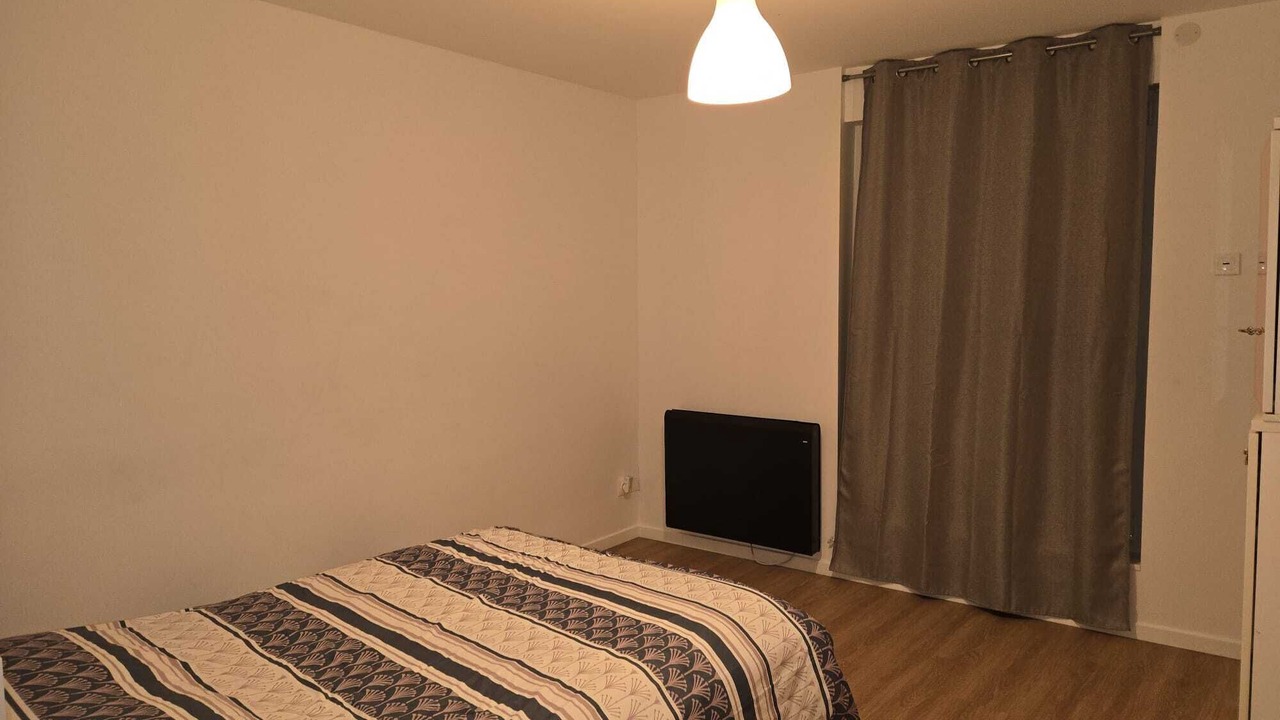 Photo of Bedroom in 19th Arrondissement
