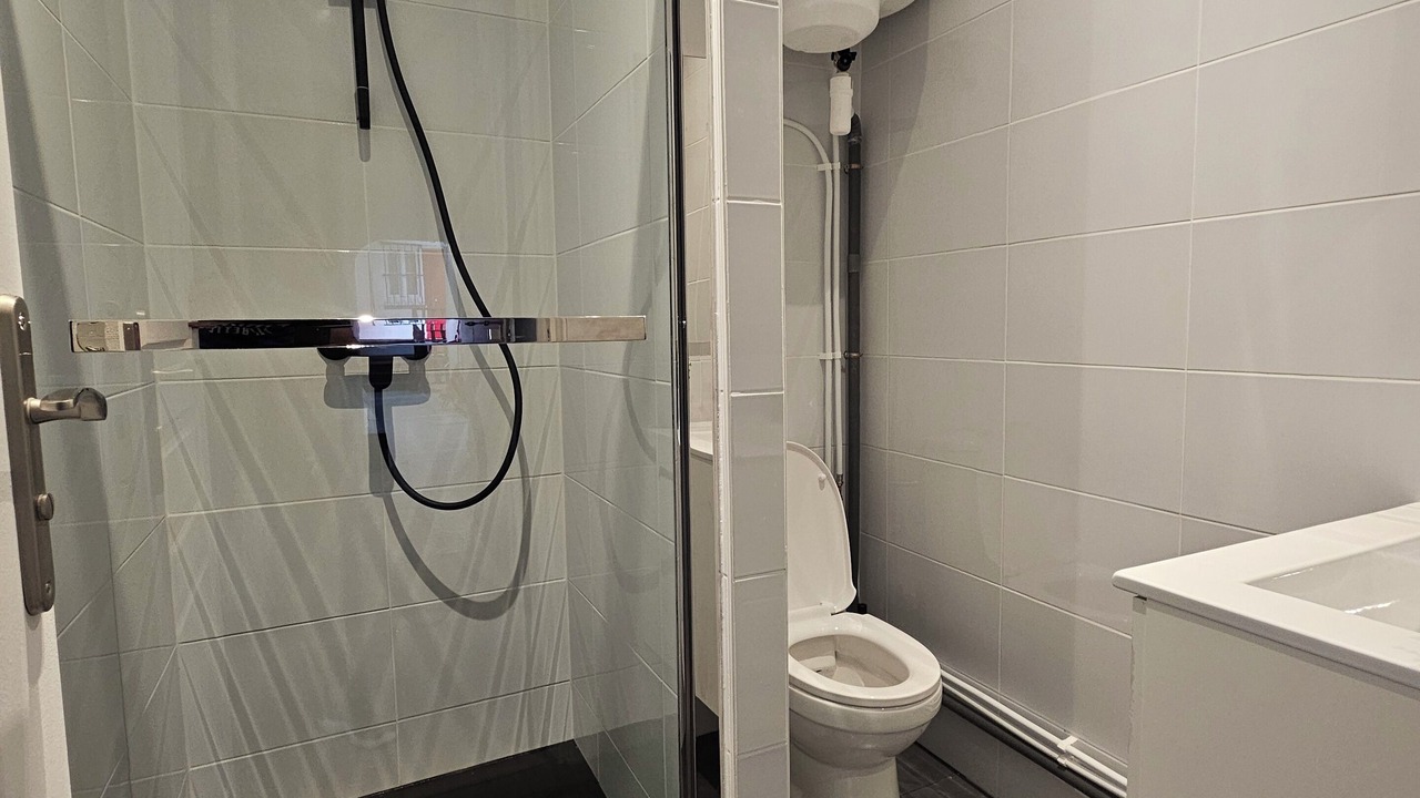 Photo of Bathroom in 19th Arrondissement
