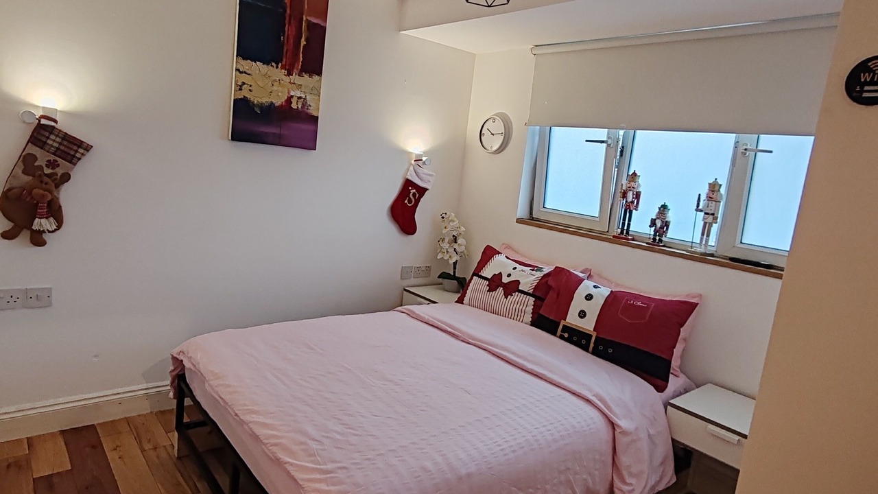 Photo of Bedroom in Notting Dale