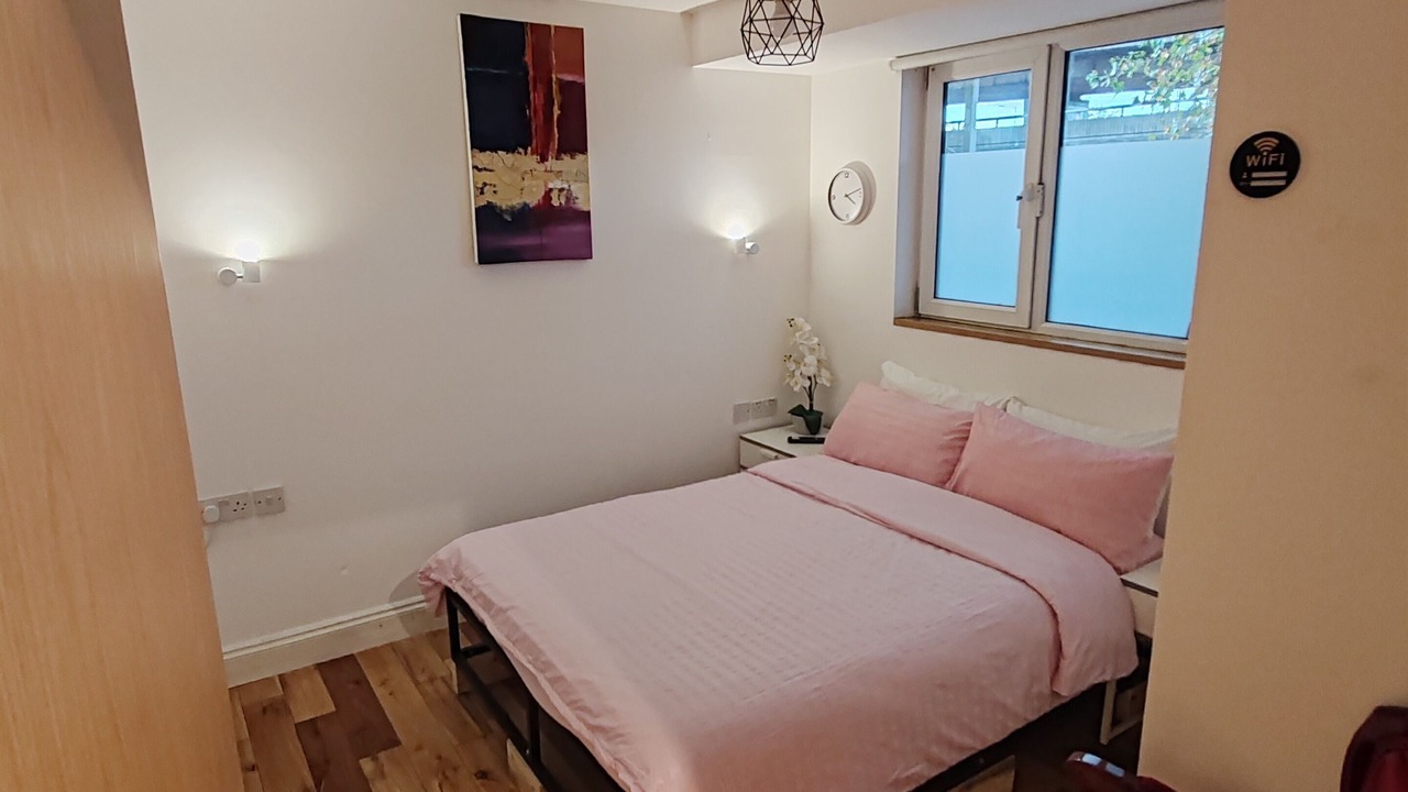 Photo of Bedroom in Notting Dale