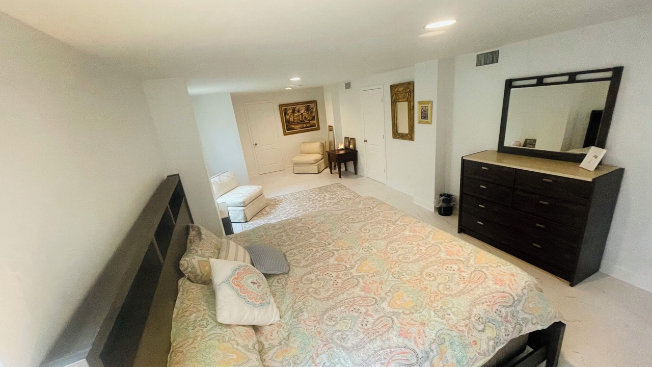 Photo of Bedroom in Bonita Springs