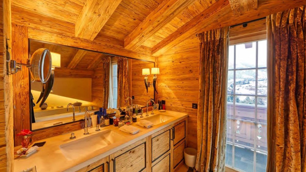Photo of Bathroom in Saanen
