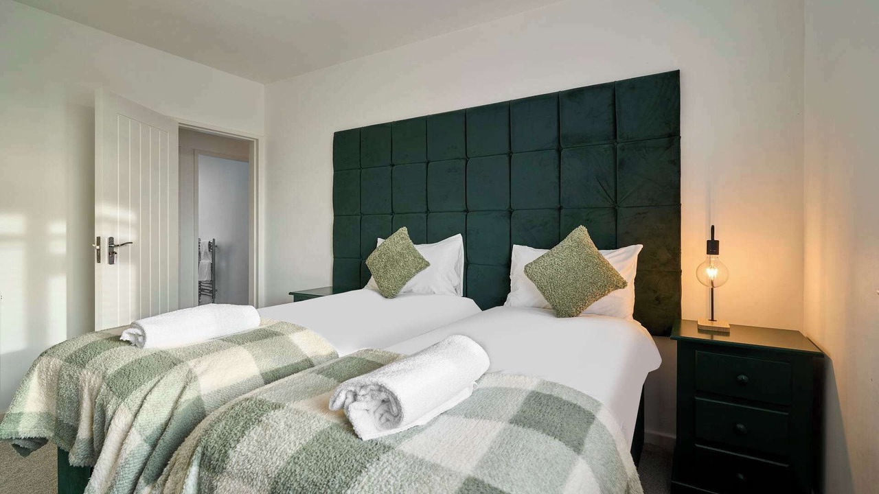 Photo of Others in Cribbs Causeway