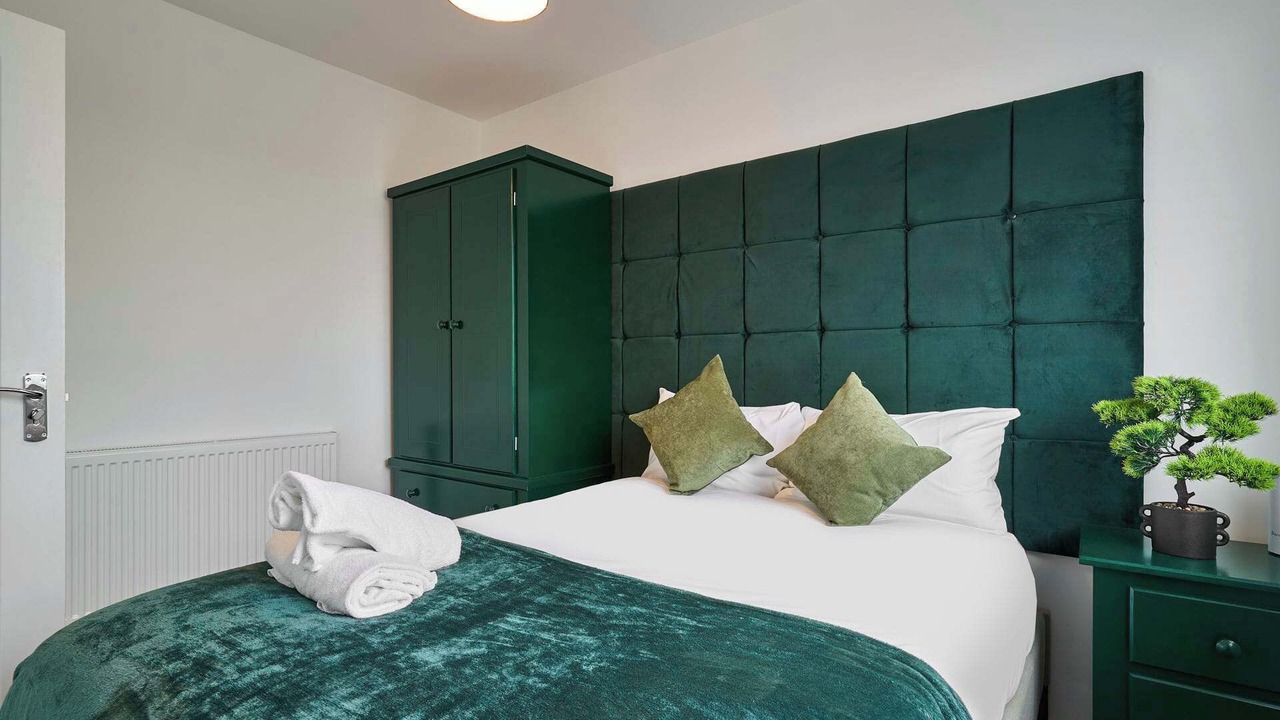 Photo of Others in Cribbs Causeway