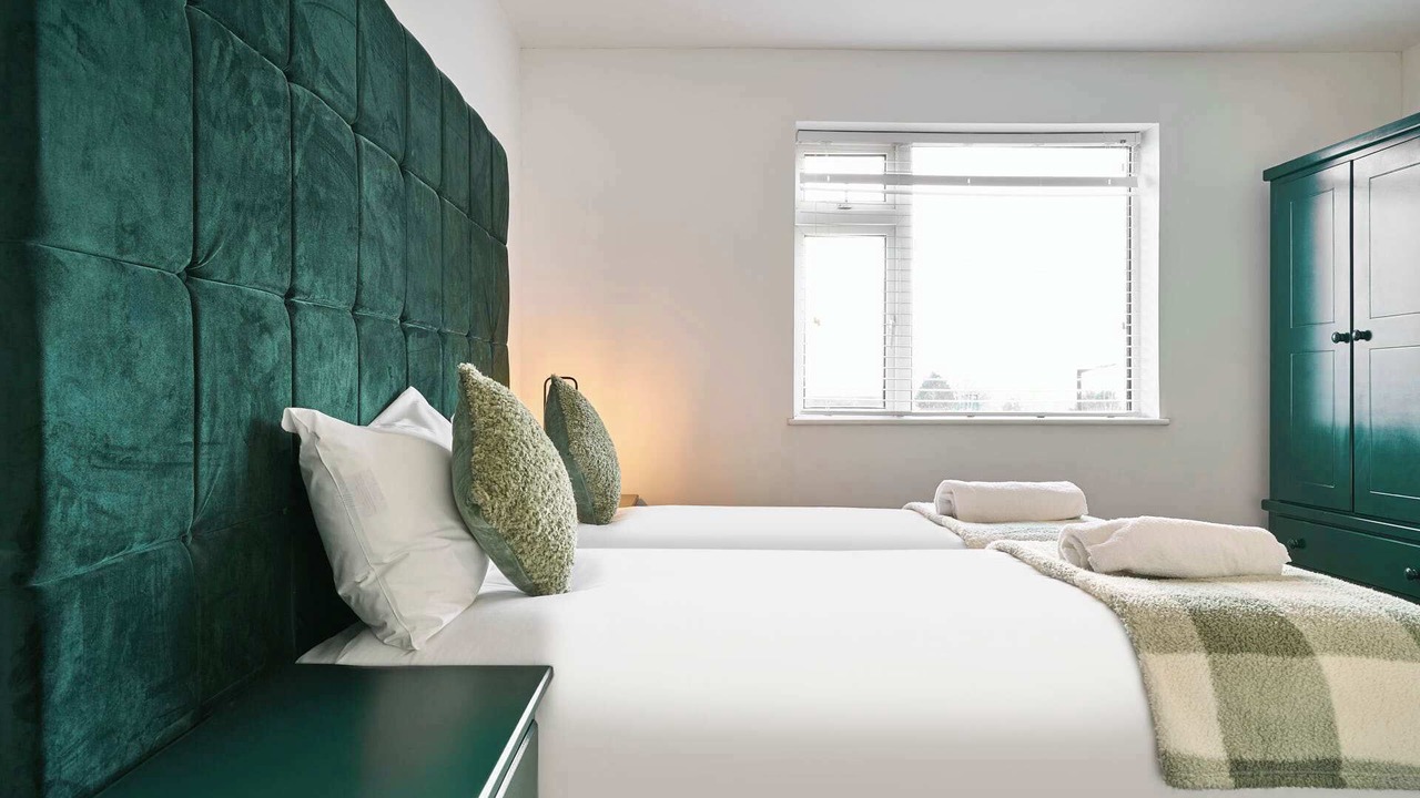 Photo of Others in Cribbs Causeway