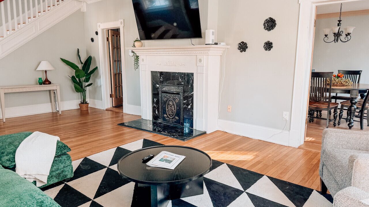 Photo of Livingroom in Greensboro