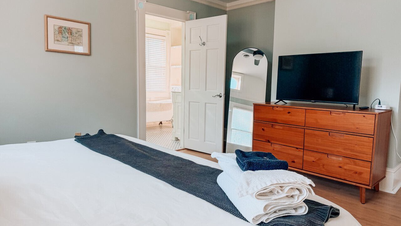 Photo of Bedroom in Greensboro