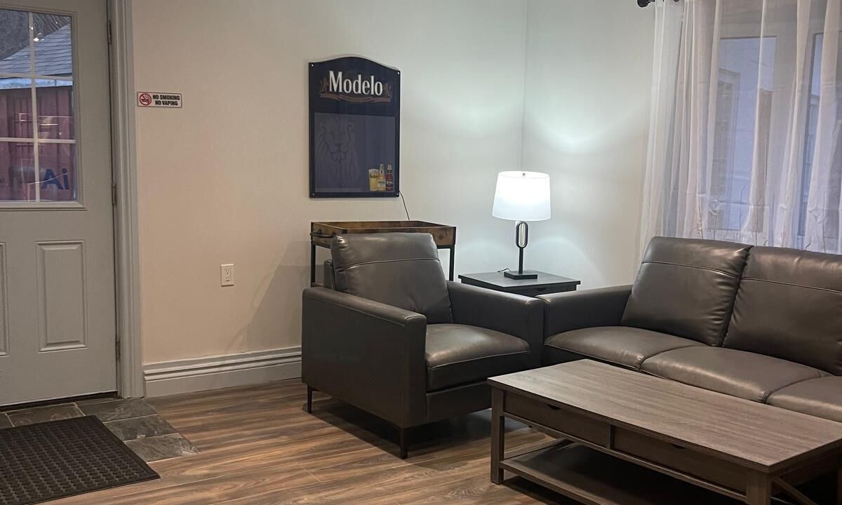 Photo of Livingroom in Mount Pleasant
