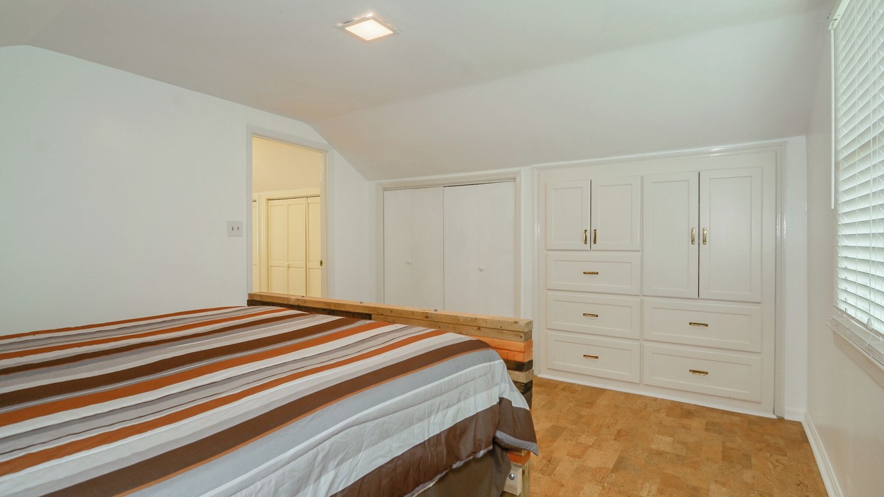 Photo of Bedroom in Forest Hills