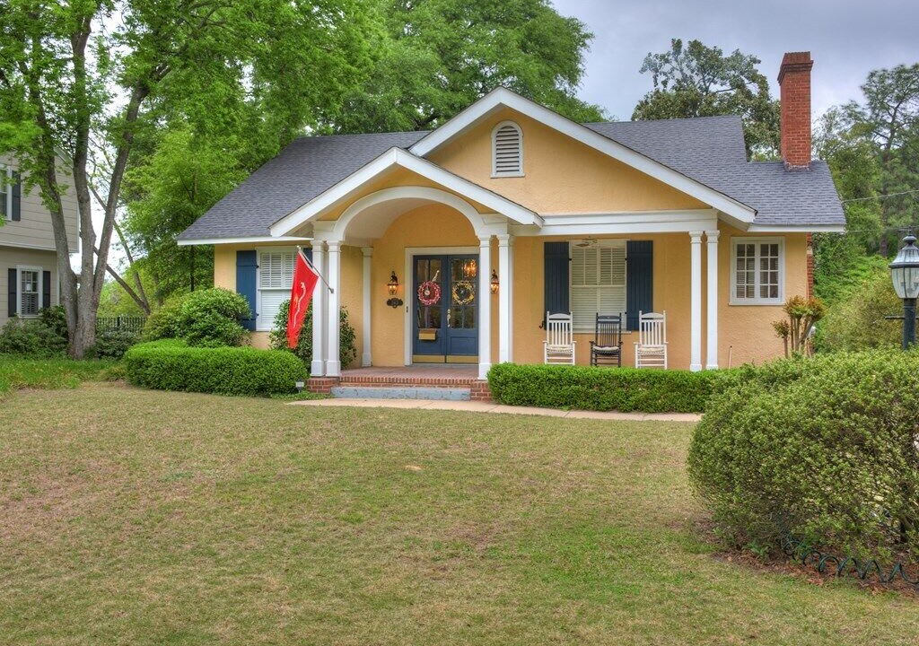 Photo of Outdoor in Forest Hills