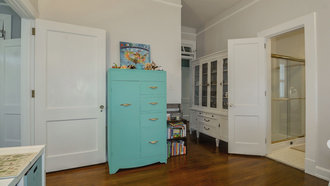 Photo of Others in Forest Hills