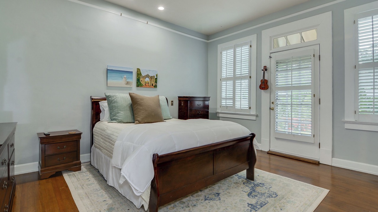 Photo of Bedroom in Forest Hills