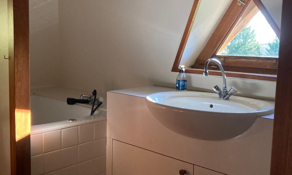 Photo of Bathroom in Saint-Crepin-d'Auberoche
