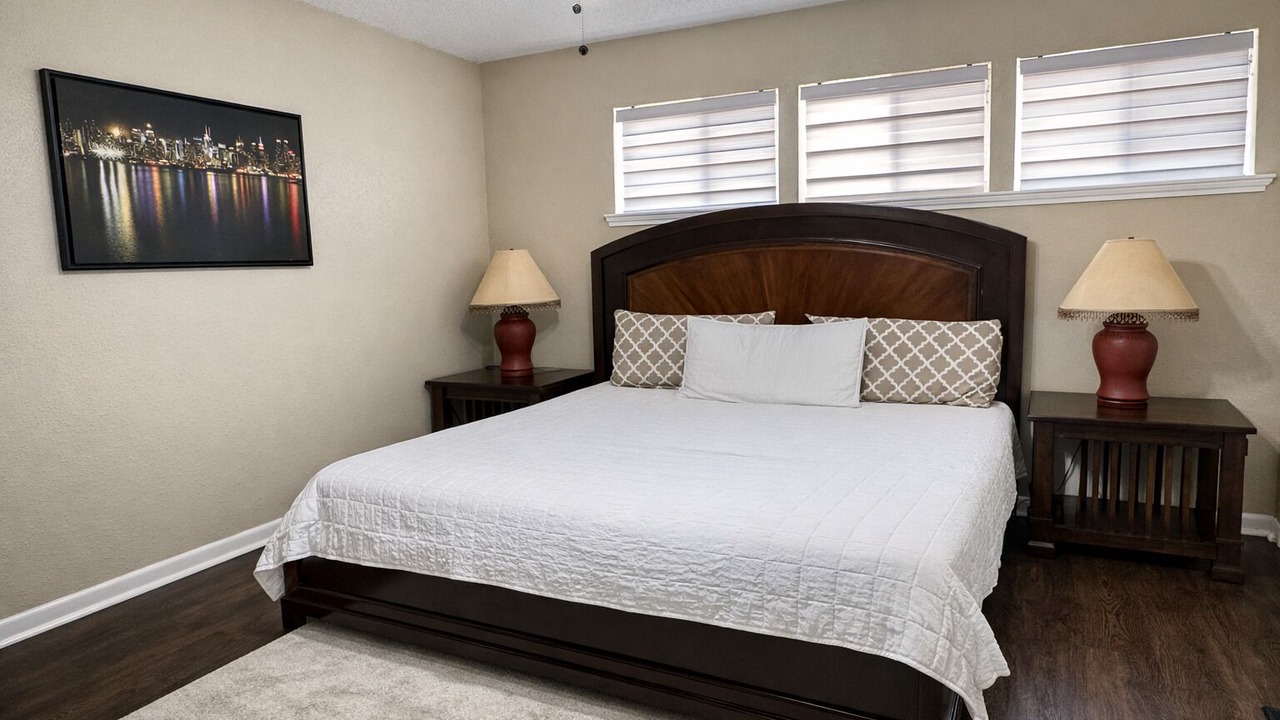 Photo of Bedroom in Northeast Houston