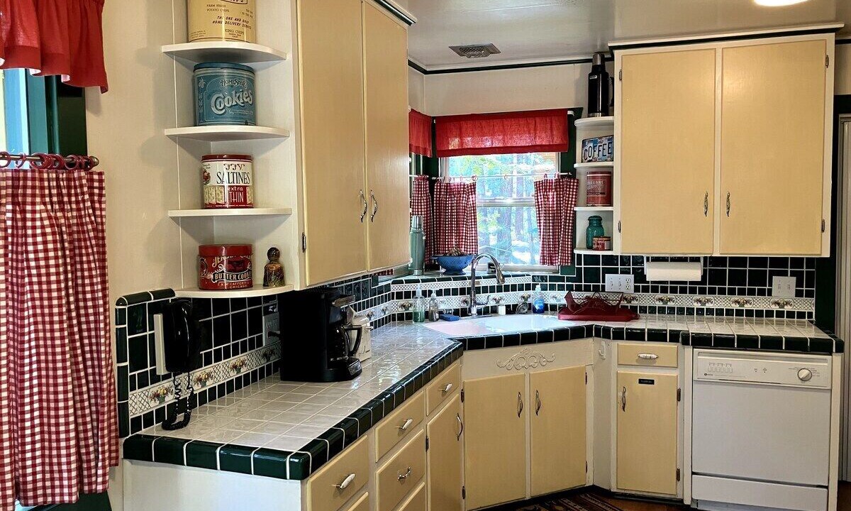 Photo of Kitchen in Tahoe Vista