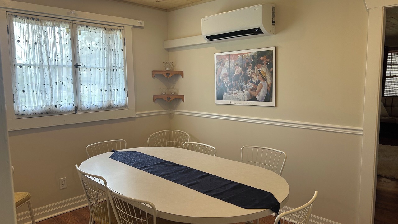 Photo of Livingroom in Crystal Beach