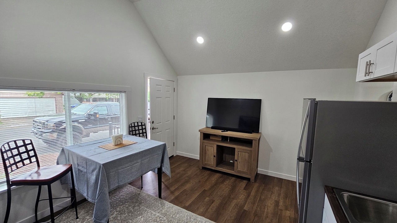 Photo of Others in Cully