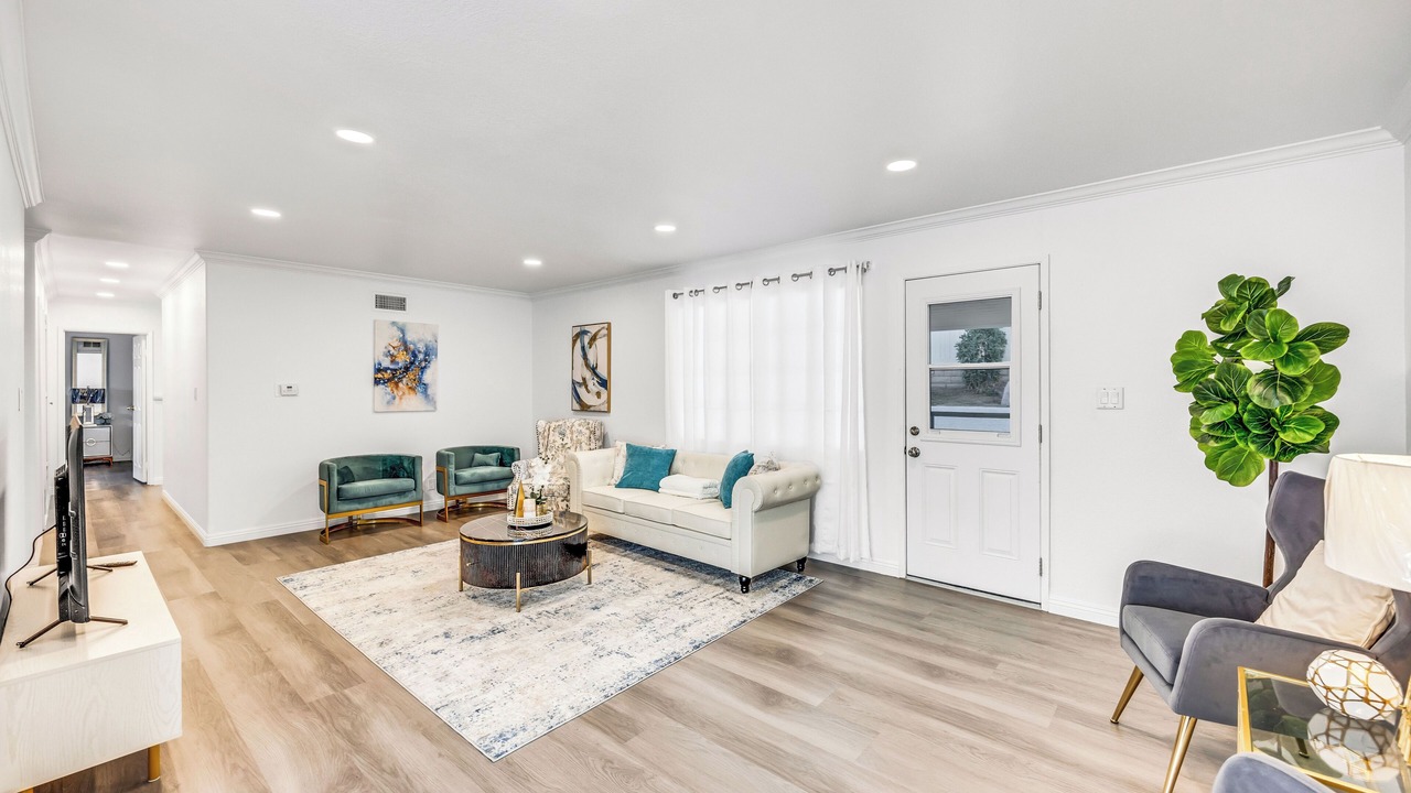 Photo of Livingroom in Rowland Heights