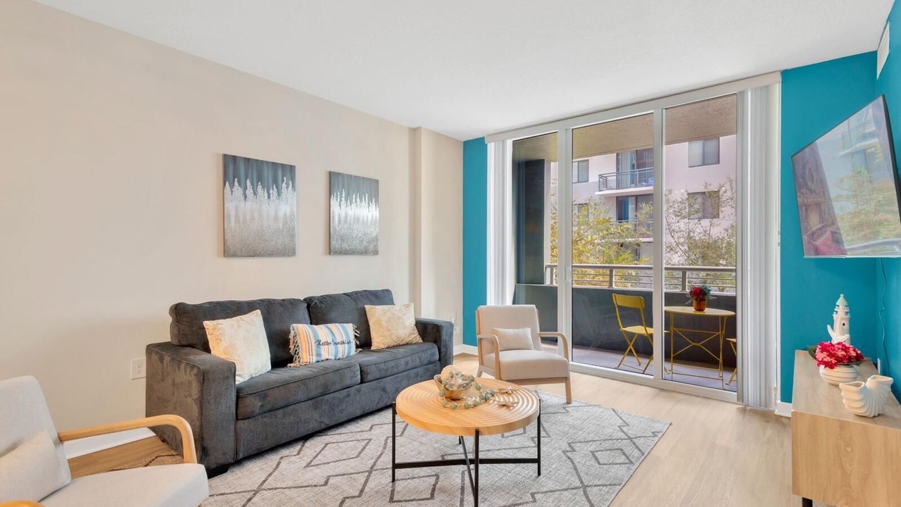 Photo of Livingroom in Channel District