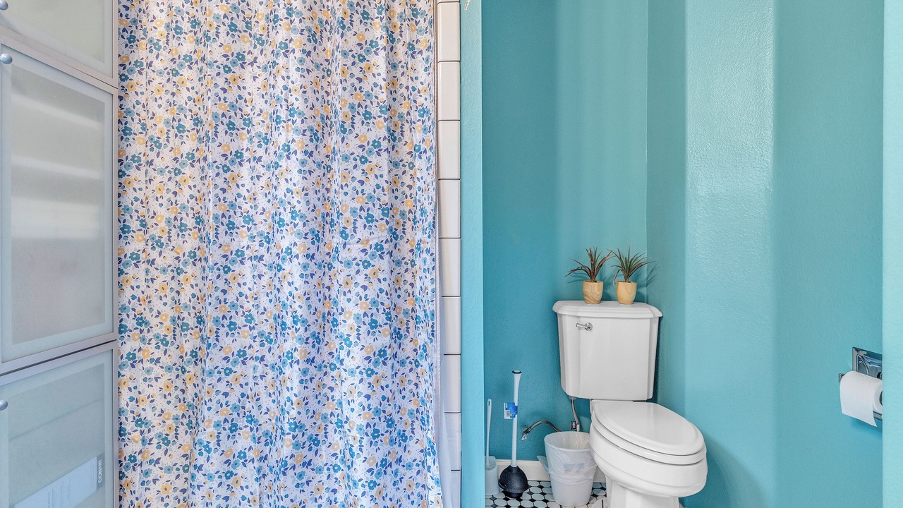 Photo of Bathroom in Southeast Salem