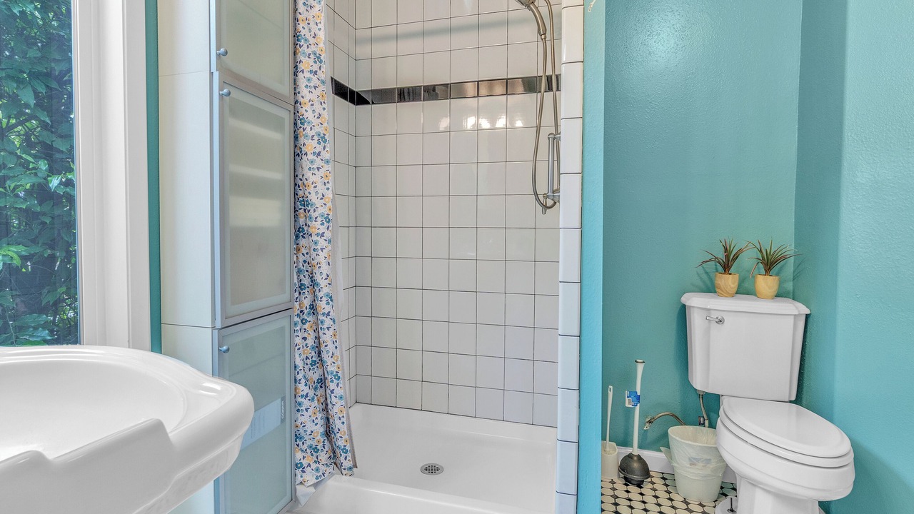 Photo of Bathroom in Southeast Salem