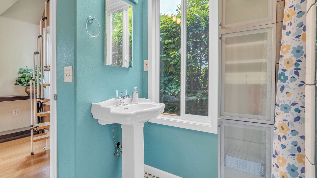Photo of Bathroom in Southeast Salem