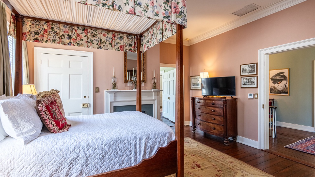 Photo of Bedroom in Natchez