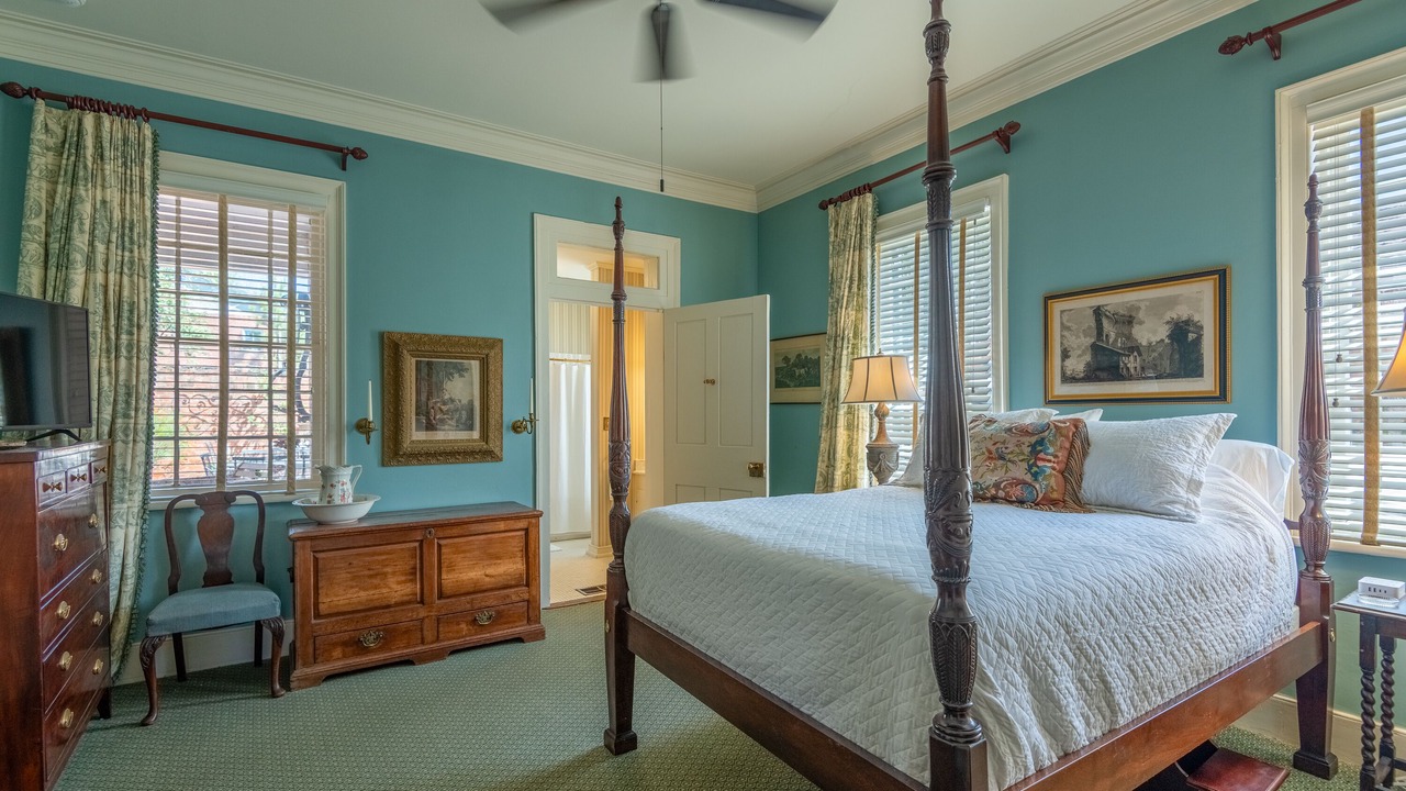 Photo of Bedroom in Natchez
