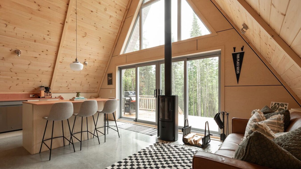 Photo of Livingroom in Ste-Lucie-des-Laurentides