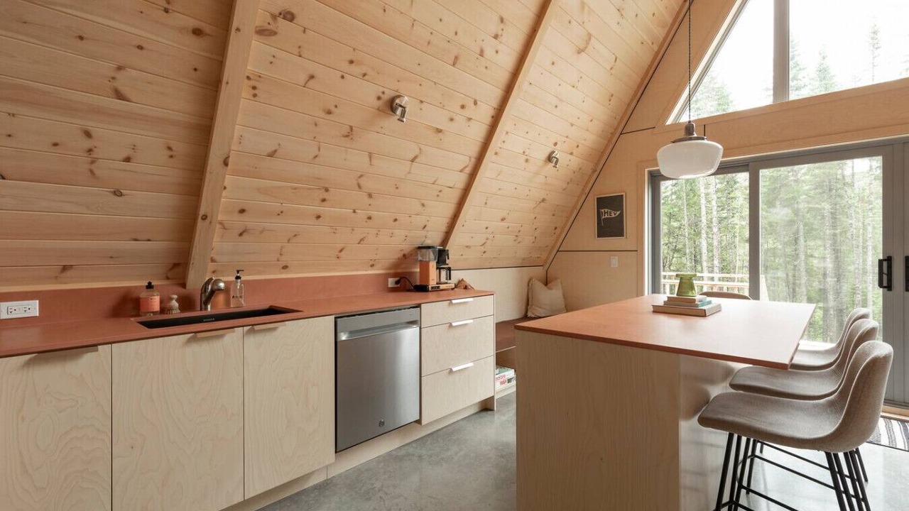 Photo of Kitchen in Ste-Lucie-des-Laurentides