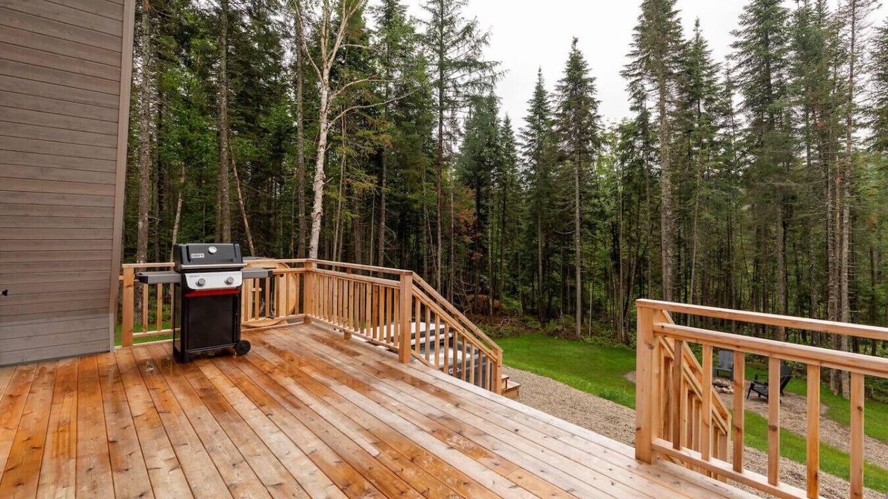 Photo of Patio Balcony in Ste-Lucie-des-Laurentides