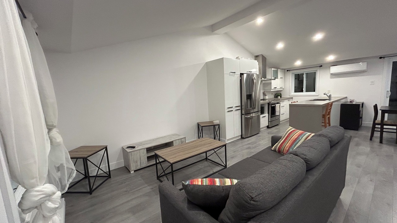 Photo of Livingroom in Sutton