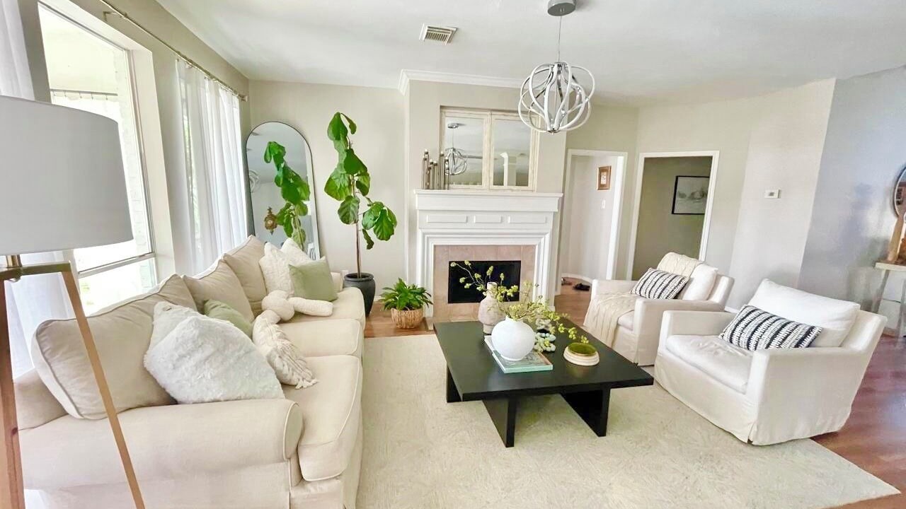 Photo of Livingroom in Atascocita
