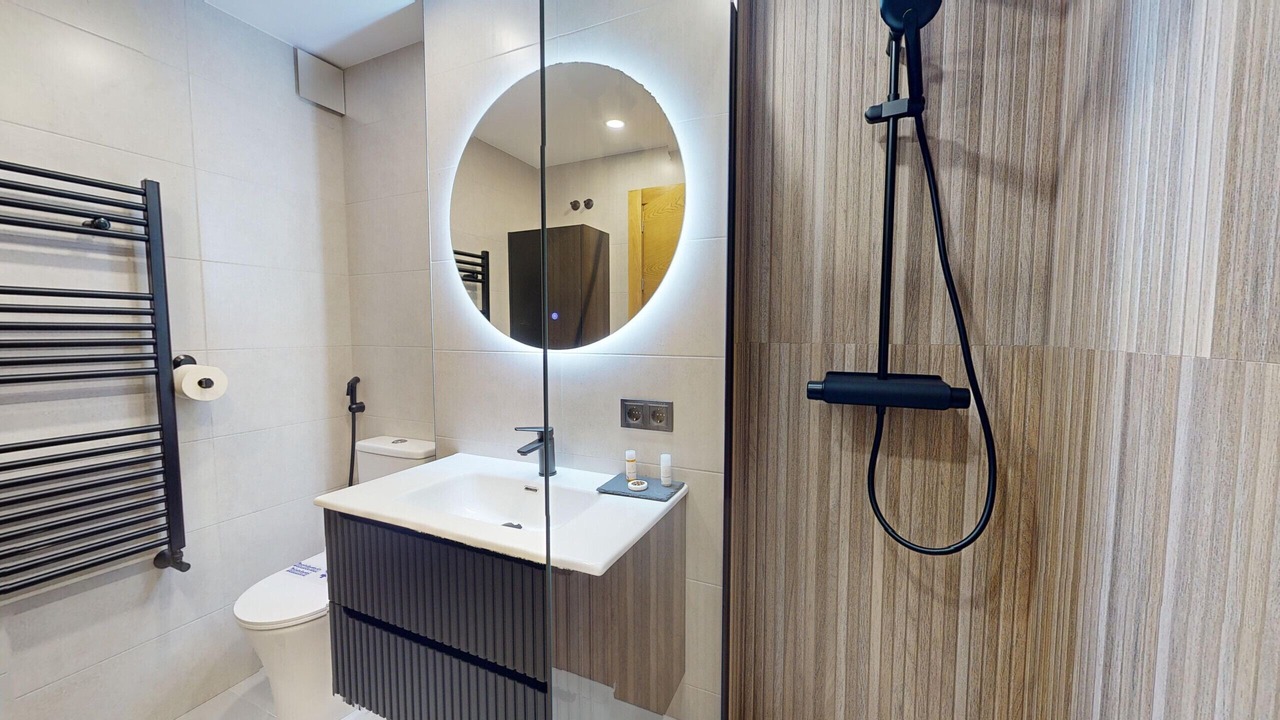 Photo of Bathroom in Jeronimo y Avileses y Balsicas de Arriba