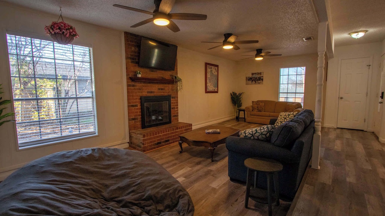 Photo of Livingroom in Fort Worth