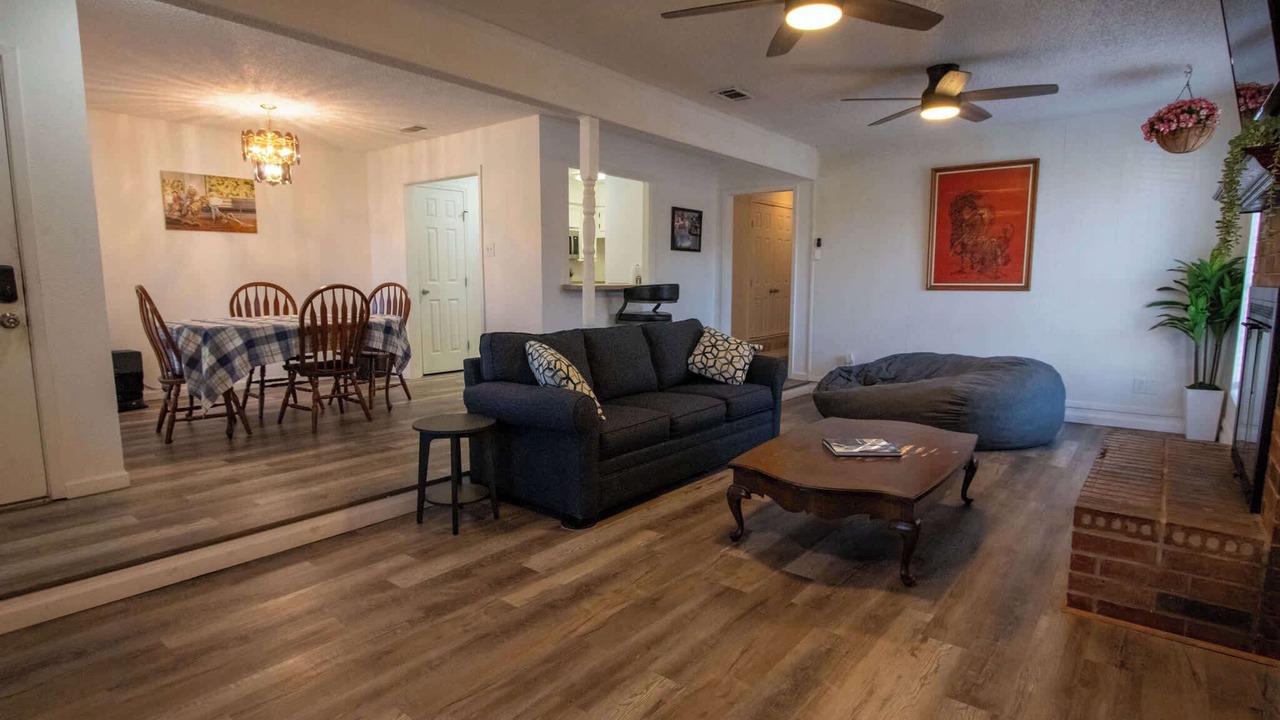Photo of Livingroom in Fort Worth
