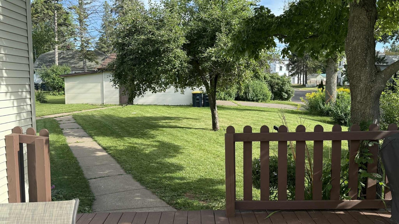 Photo of Outdoor in Ashland