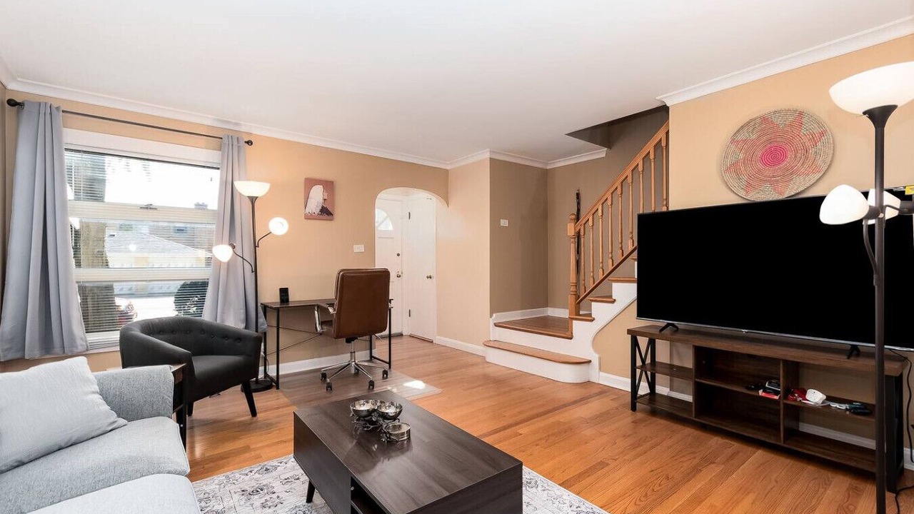 Photo of Livingroom in Oak Park