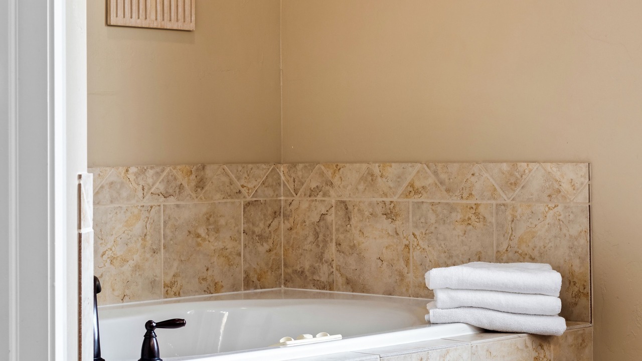 Photo of Bathroom in Hurricane